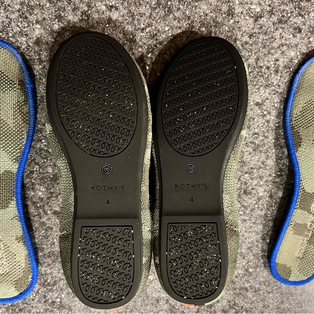 Adorable camo Rothy’s. In great condition - Picture 4 of 4